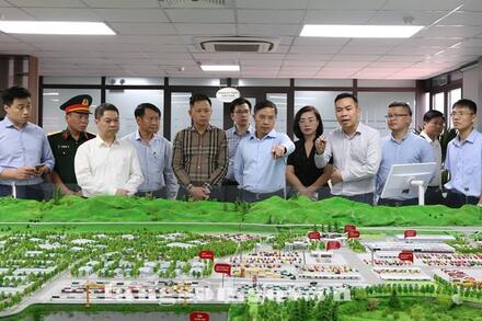 LĨNH VỰC CỬA KHẨU, KCN