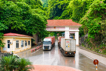 LĨNH VỰC CỬA KHẨU, KCN
