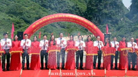 Khánh thành và gắn biển công trình chào mừng Đại hội Đảng bộ tỉnh lần thứ XVIII, nhiệm kỳ 2025 - 2030