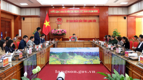 Họp đánh giá tình hình thực hiện giải ngân kế hoạch đầu tư công năm 2025