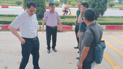 Trung tâm Quản lý cửa khẩu tổ chức khảo sát hệ thống thoát nước tại khu vực cửa khẩu Hữu Nghị