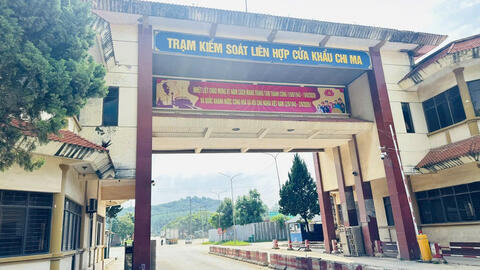 Tích cực trang trí khánh tiết, rạng rỡ sắc cờ chào mừng Quốc khánh 2/9