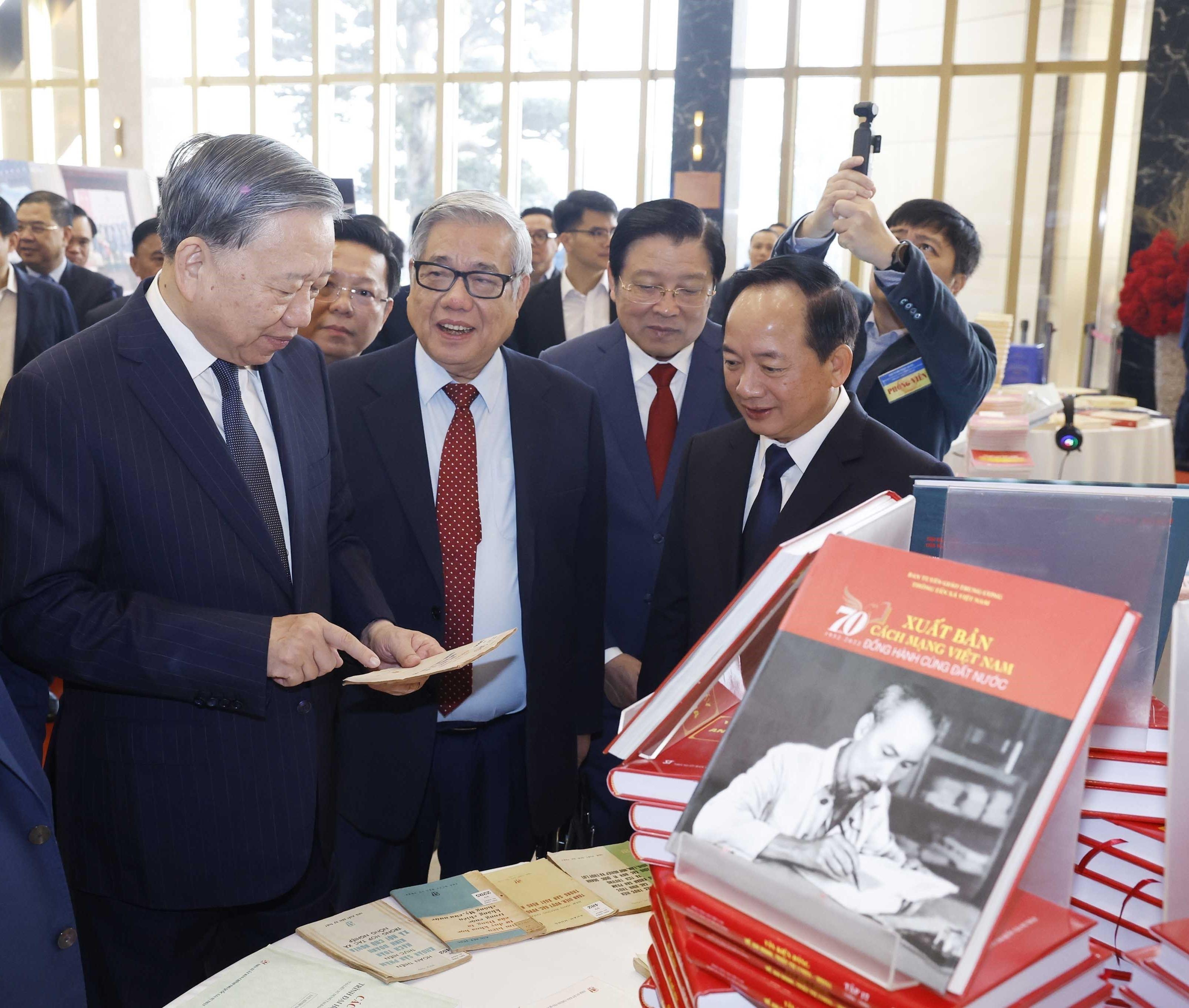 Tổng Bí thư Tô Lâm dự Hội nghị toàn quốc tổng kết công tác tuyên giáo và dân vận năm 2025, triển khai nhiệm vụ năm 2026, ngày 19-12-2025_Ảnh: Tư liệu